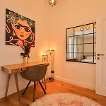 公寓式酒店 Aeronaut Suits By Pearl1