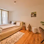 公寓式酒店 Aeronaut Suits By Pearl1 4*