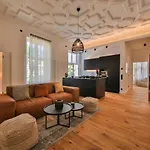 Aeronaut Suits By Pearl1 公寓式酒店 4*