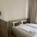 Aeronaut Suits By Pearl1 4*