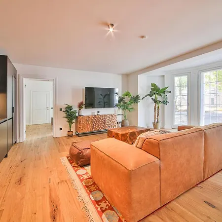 Lägenhetshotell Aeronaut Suits By Pearl1