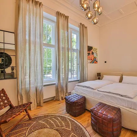 Aeronaut Suits By Pearl1 Lägenhetshotell