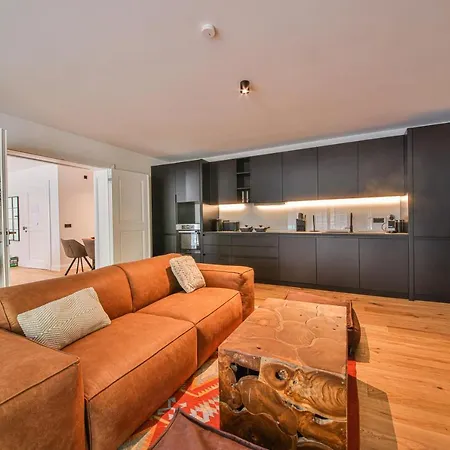 Aeronaut Suits By Pearl1 Aparthotel Berlin