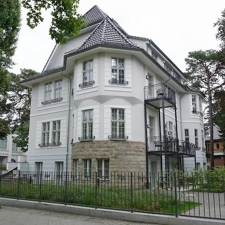 Aeronaut Suits By Pearl1 4* Βερολίνο