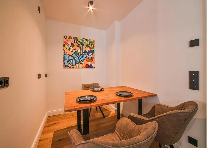 Lägenhetshotell Aeronaut Suits By Pearl1