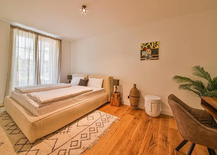 Lägenhetshotell Aeronaut Suits By Pearl1 4*