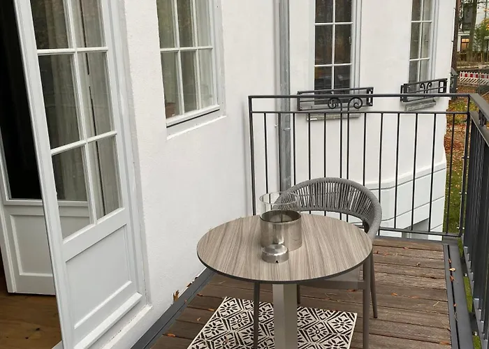 Aeronaut Suits By Pearl1