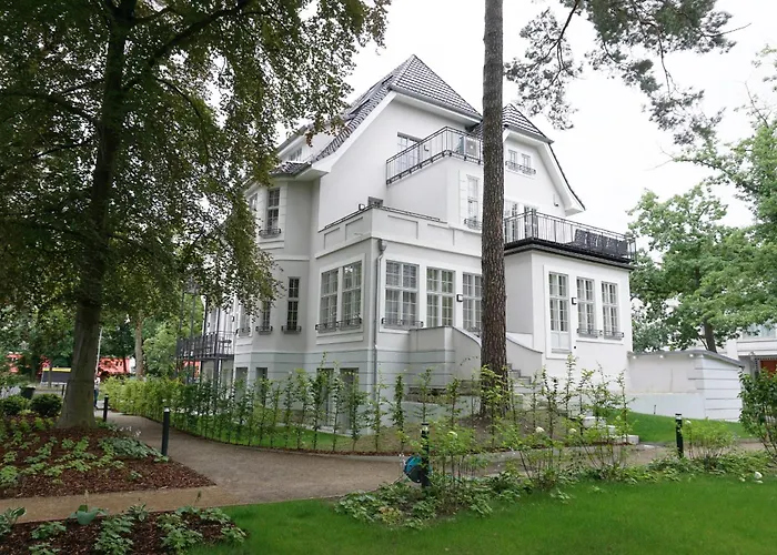 Lägenhetshotell Aeronaut Suits By Pearl1