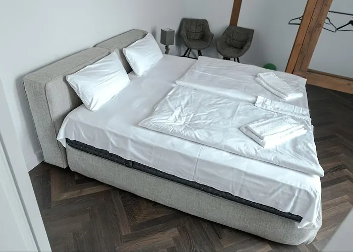 Aeronaut Suits By Pearl1 Berlin