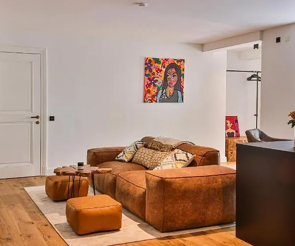 Aeronaut Suits By Pearl1 Berlim