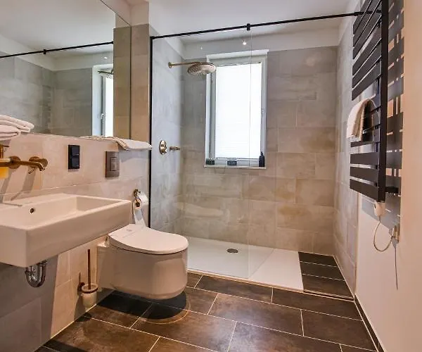 Aeronaut Suits By Pearl1 Apart-hotel